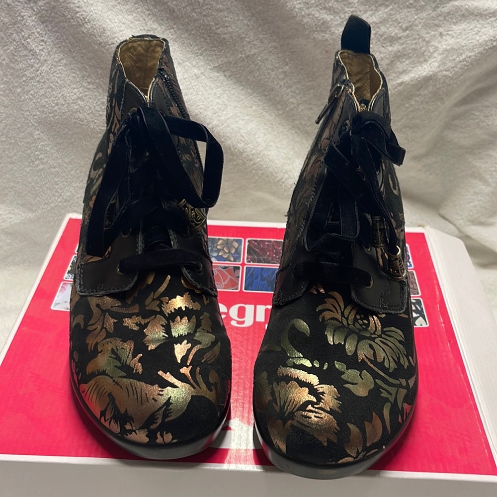 Worn once.Smoke free house.Look new minor scuffs heels regal copper no smell